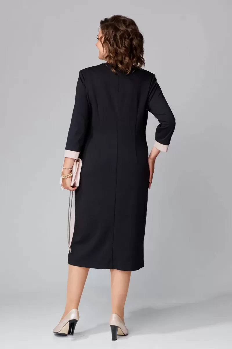 Margaret – Effortless Elegance with a Tummy-Friendly Fit