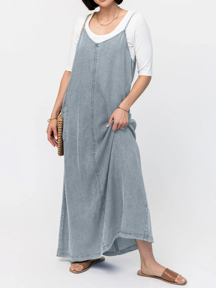 Erica - Loose Fit Denim Maxi Dress