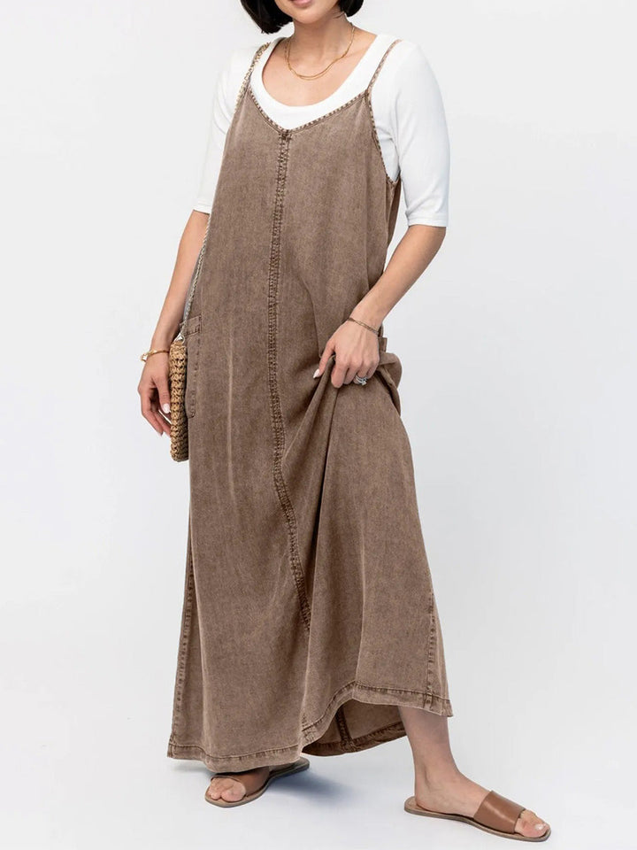 Erica - Loose Fit Denim Maxi Dress
