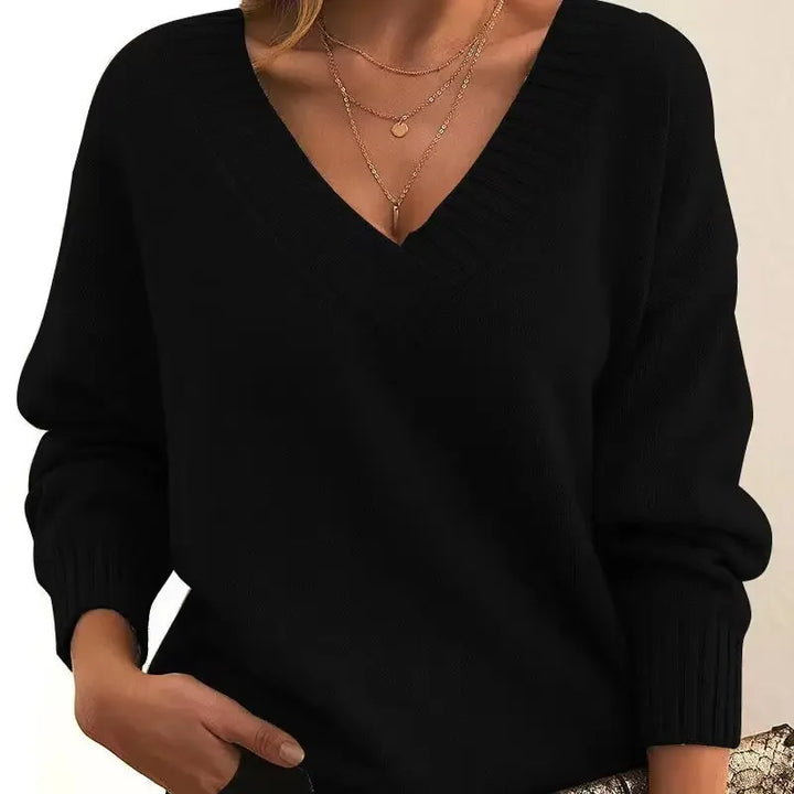 Anna – Knitted Sweater with V-Neck