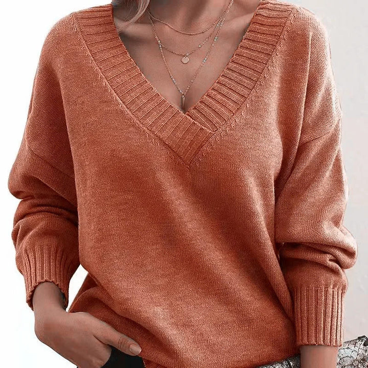 Anna – Knitted Sweater with V-Neck