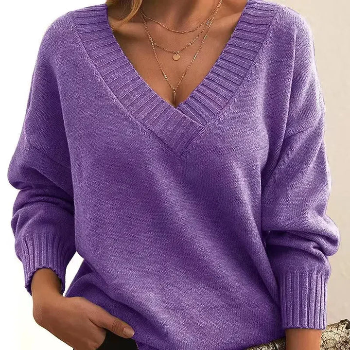 Anna – Knitted Sweater with V-Neck
