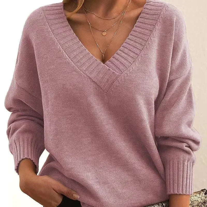 Anna – Knitted Sweater with V-Neck