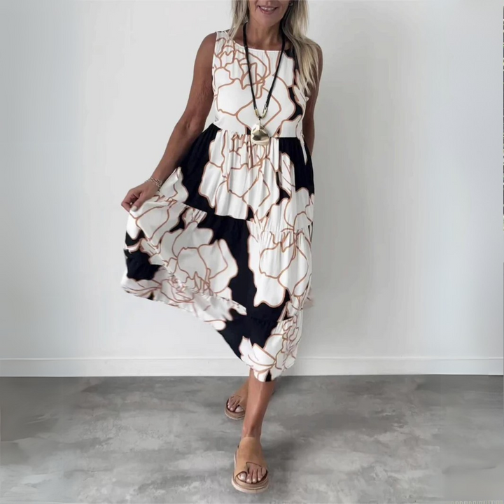 Veronica - Light and Elegant Flared Dress