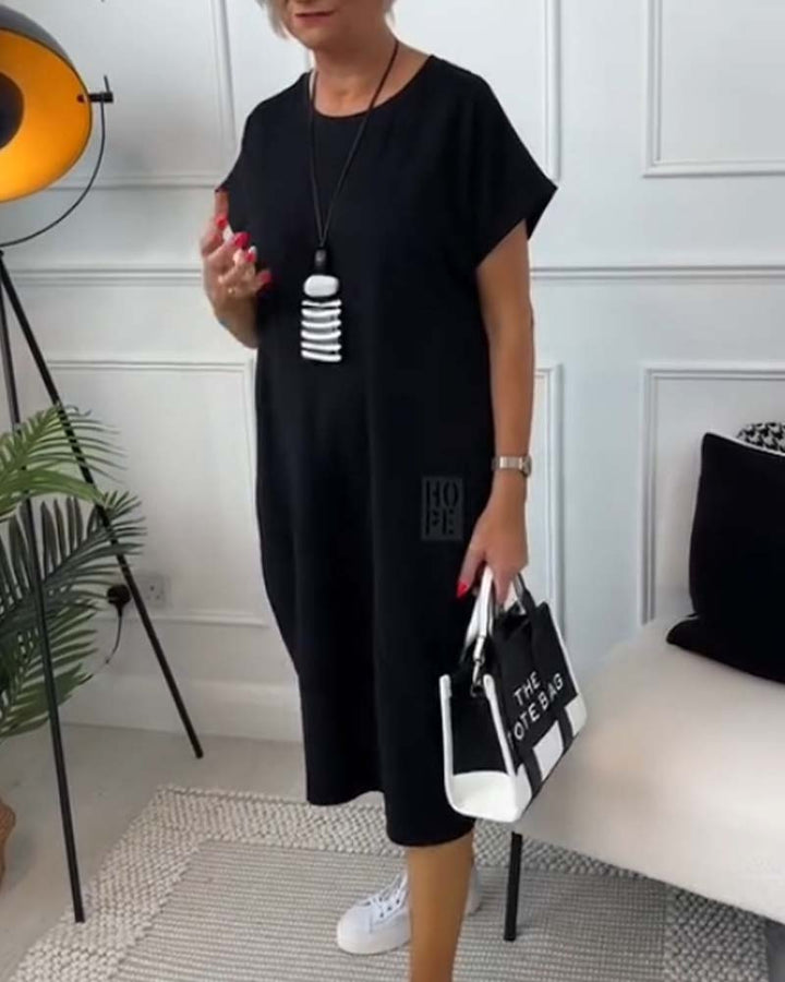 Melly - Stylish Short Sleeved Dress