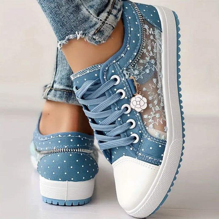 Luna - Stylish Lace-Up Sneakers