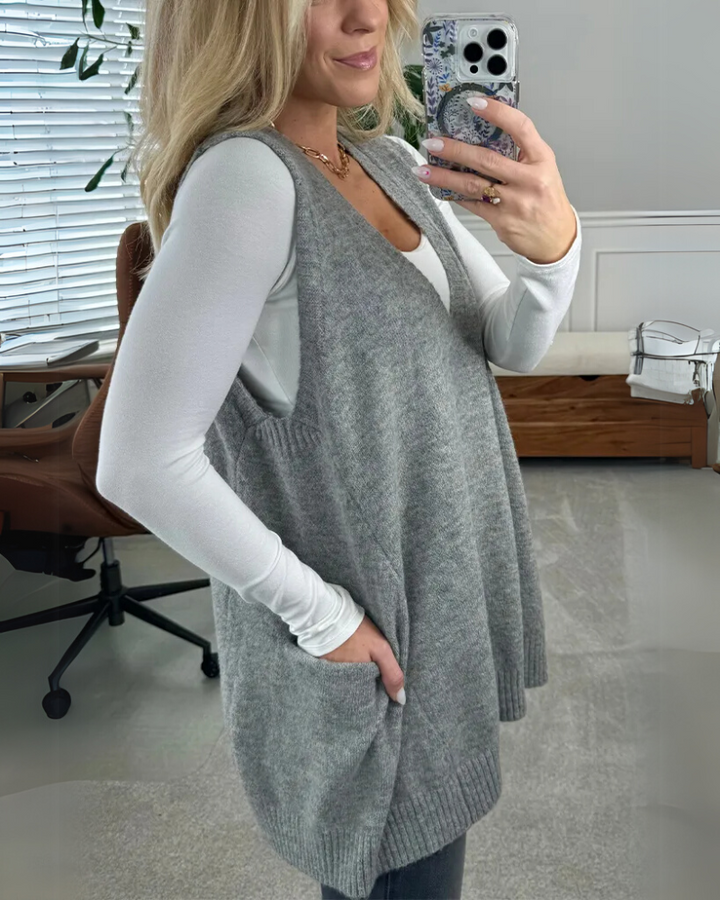 Arola – Cozy Knit Layer with Flattering Coverage