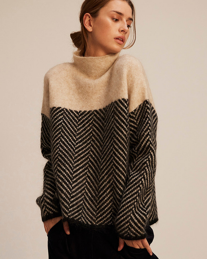 Malene - Chic Turtleneck Sweater