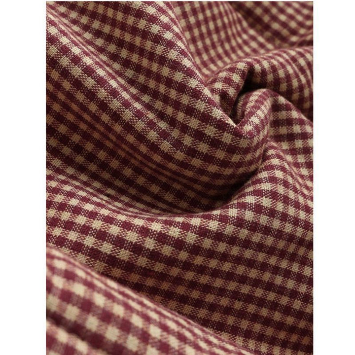 Dani – Timeless Comfort in a Checked Coat