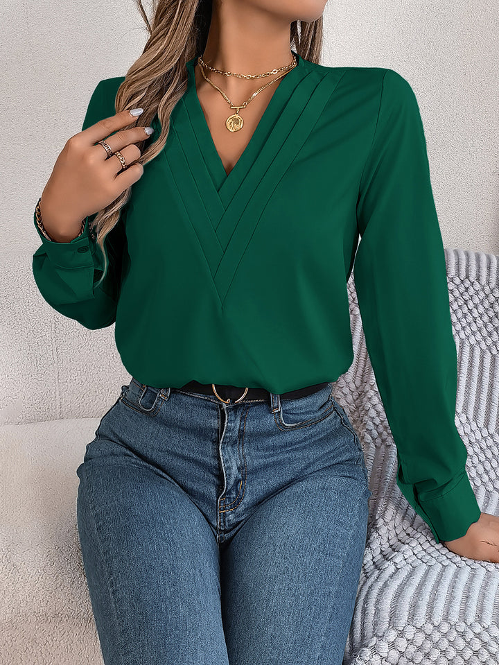 Lizzy – The Elegant V-Neck Blouse