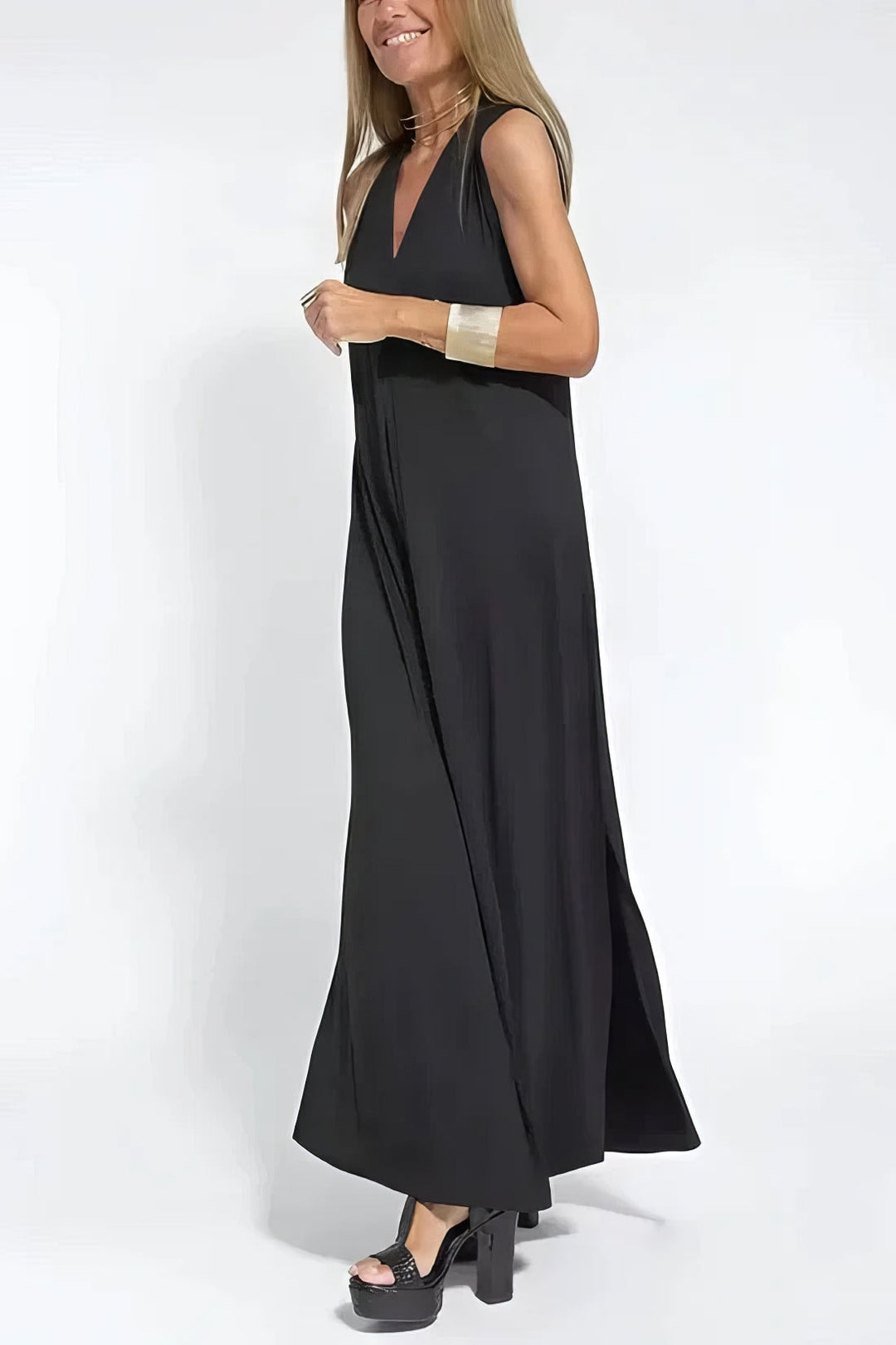 Celine – Flattering Elegant Dress for Confidence & Comfort